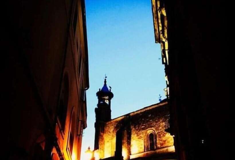 ホテル Hostal León