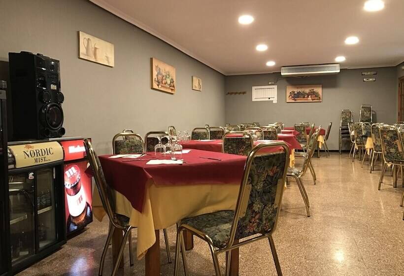 בית מלון כפרי Hostal Los Angeles