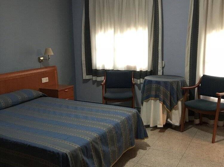 בית מלון כפרי Hostal Los Angeles