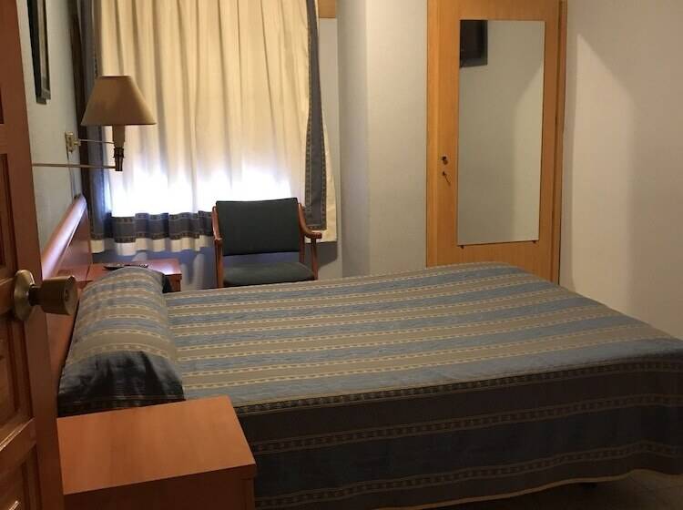 בית מלון כפרי Hostal Los Angeles