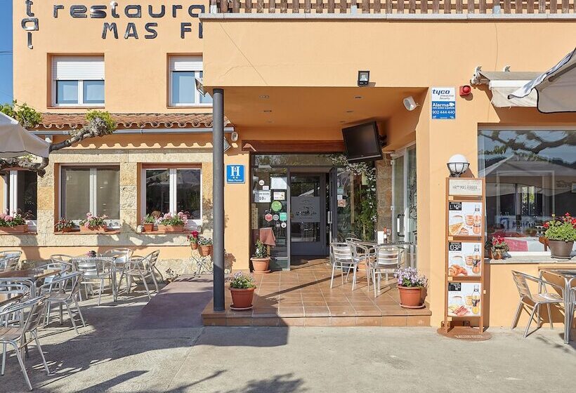 هتل Hostal Mas Ferrer