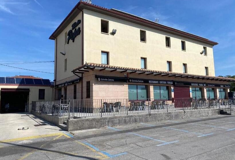 فندق Hostal Meson Pepa