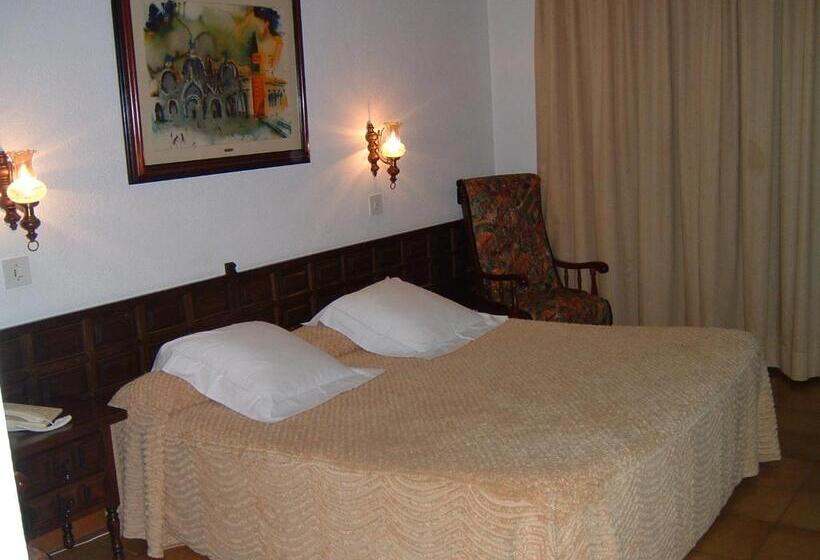 호텔 Hostal Miryam