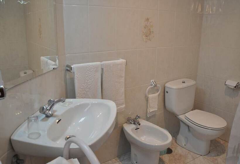 בית מלון כפרי Hostal Mourelos