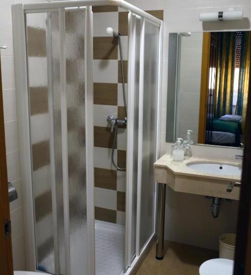 호텔 Hostal Muralla