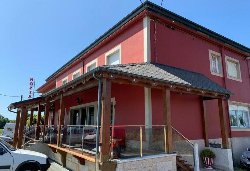 هتل Hostal O Cruceiro