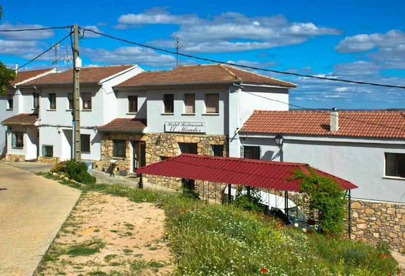 فندق Hostal Restaurante El Mirador
