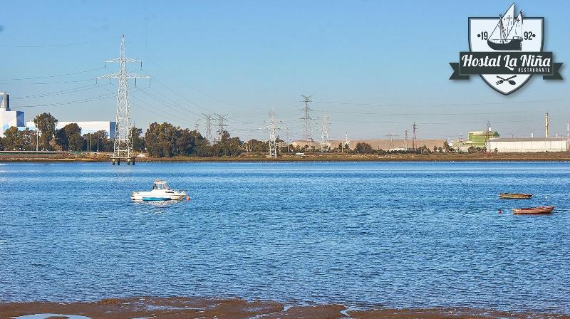 ホテル Hostal Restaurante La Nina