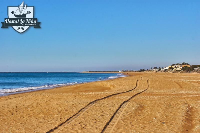 فندق Hostal Restaurante La Nina