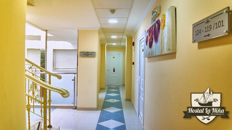 ホテル Hostal Restaurante La Nina