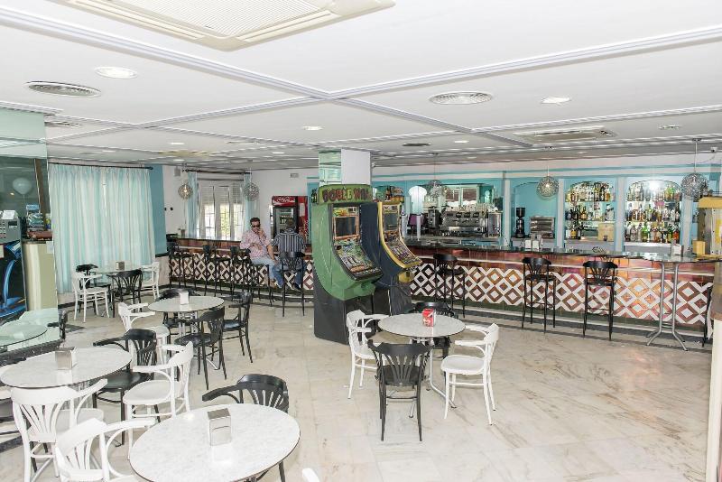 ホテル Hostal Restaurante La Nina