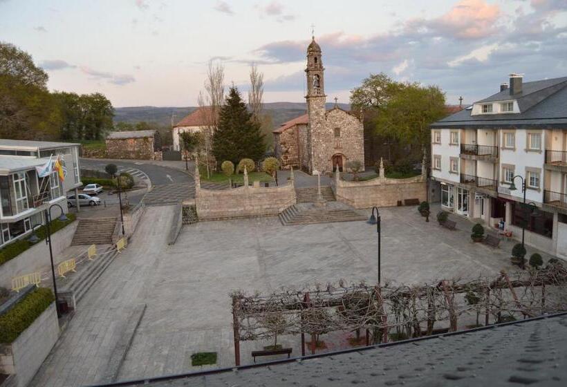 Отель Hostal Restaurante Paris