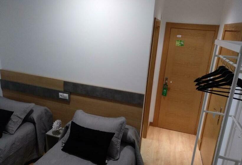 בית מלון כפרי Hostal Rioja Condestable