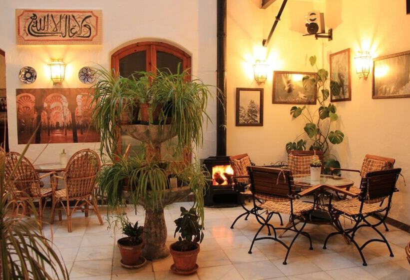 Отель Hostal Rural Marques De Zahara