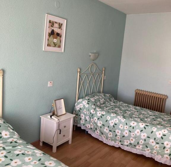 فندق Hostal Ruta Del Sur