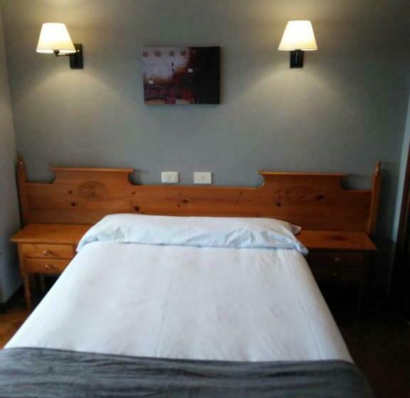 ホテル Hostal San Telmo