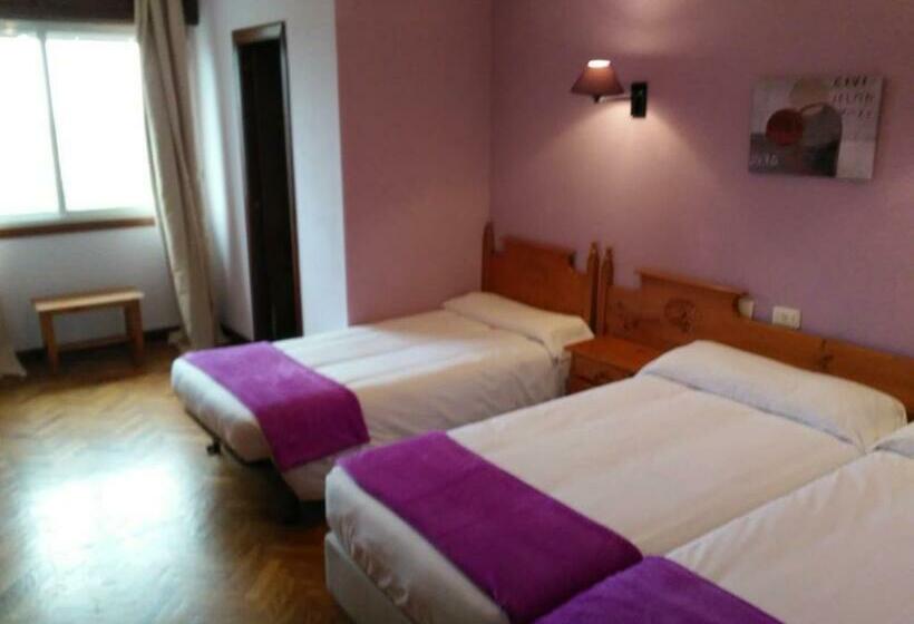 ホテル Hostal San Telmo