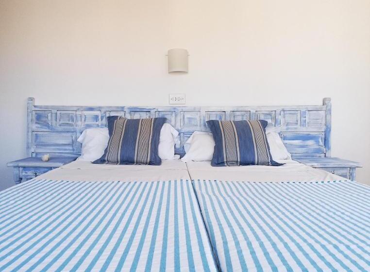 酒店 Hostal Santa Ana