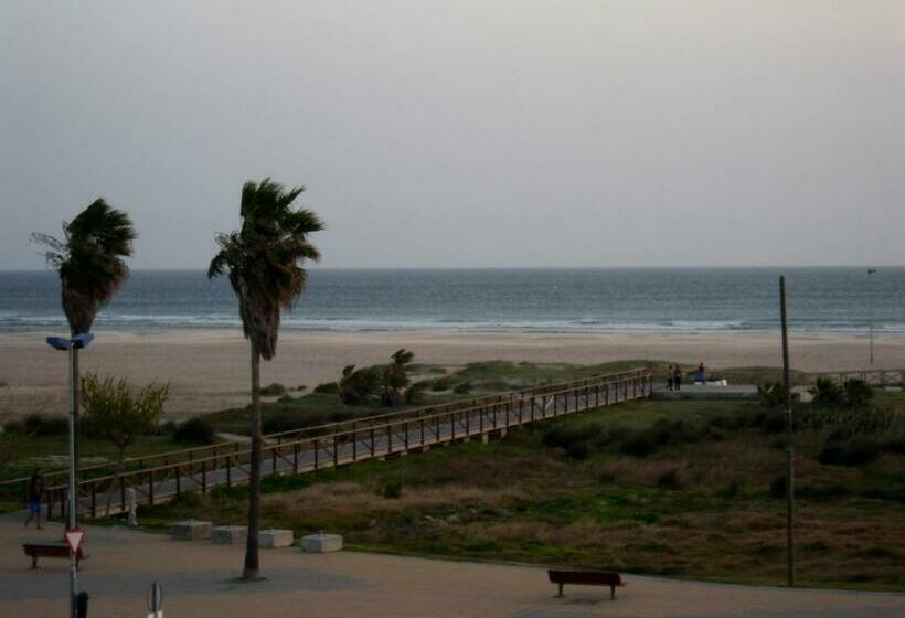 Отель Hostal Sonrisa Del Mar