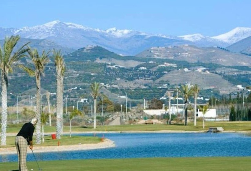 Отель Hostal Tropical