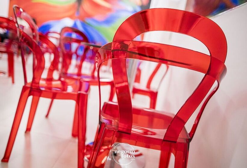 Отель Hostal Tropical