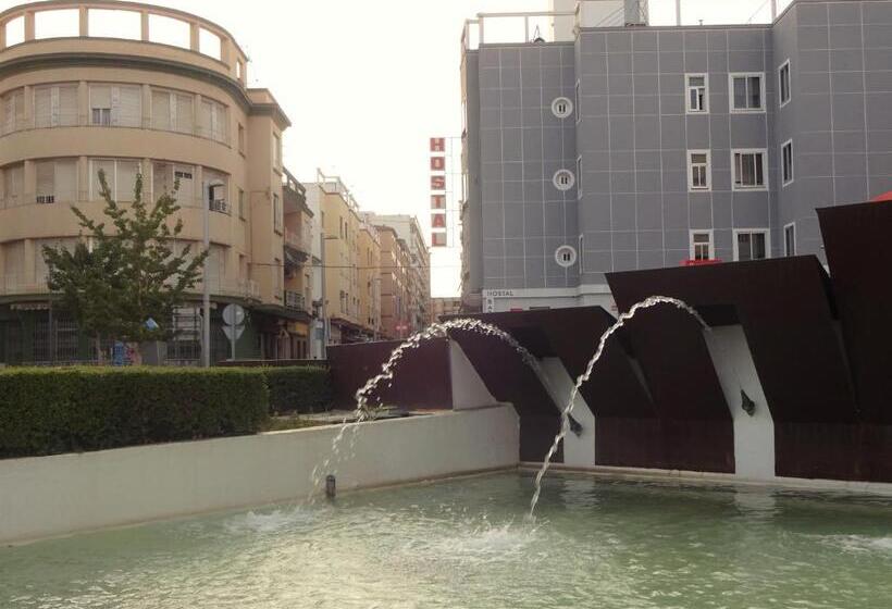 Отель Hostal Tropical