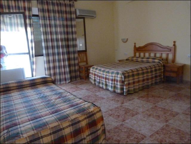 فندق Hostal Vadillo