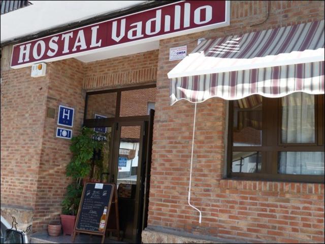 فندق Hostal Vadillo