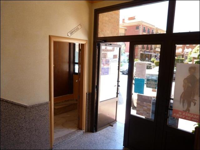 فندق Hostal Vadillo