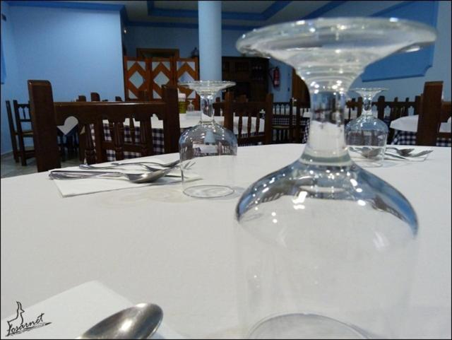 فندق Hostal Vadillo