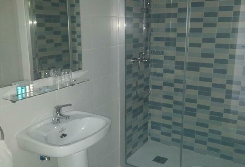 호텔 Hostal La Despensa De Extremadura