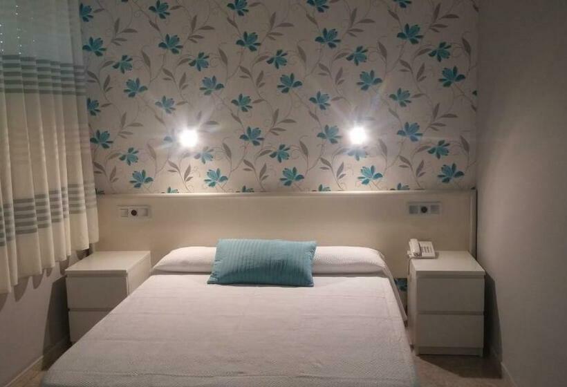 호텔 Hostal La Despensa De Extremadura