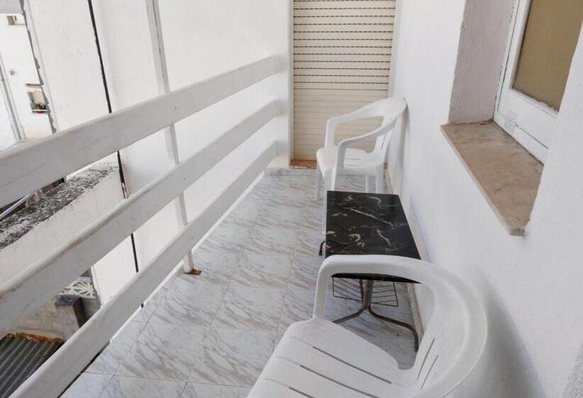 Отель Hostal La Torre