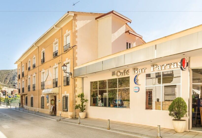 Отель Parras