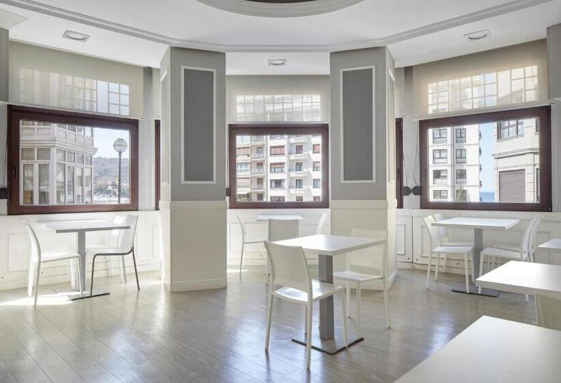 ホテル Pensión Alemana