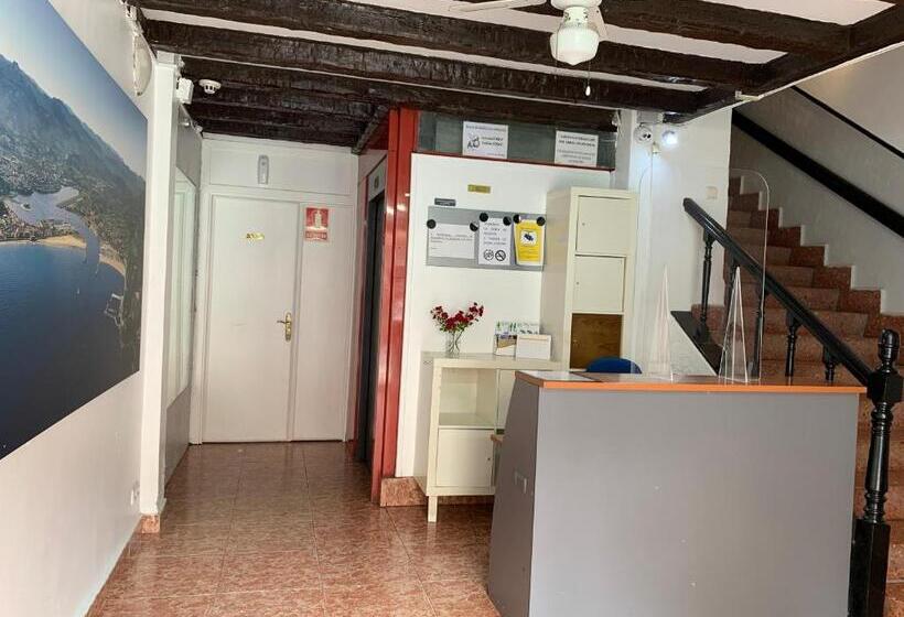 酒店 Pensión Bowling