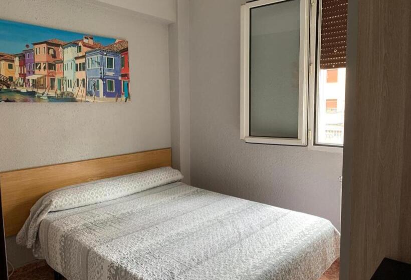 酒店 Pensión Bowling