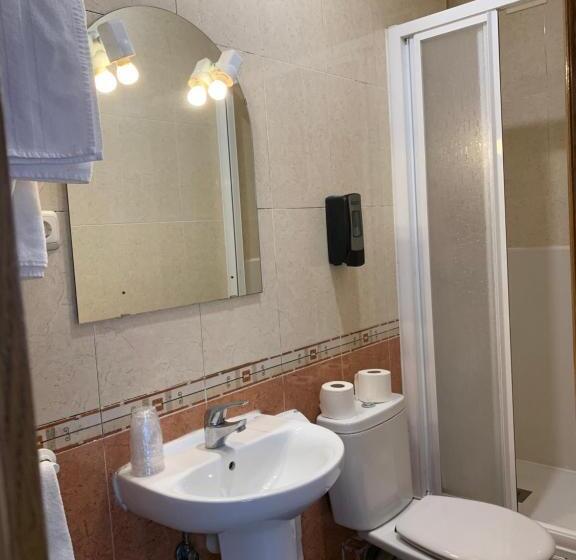 酒店 Pensión Bowling