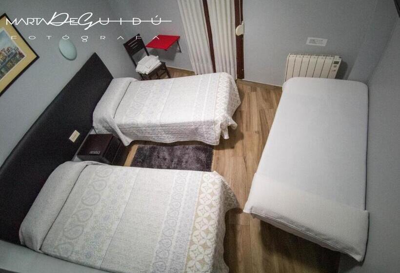 בית מלון כפרי Pensión La Mar