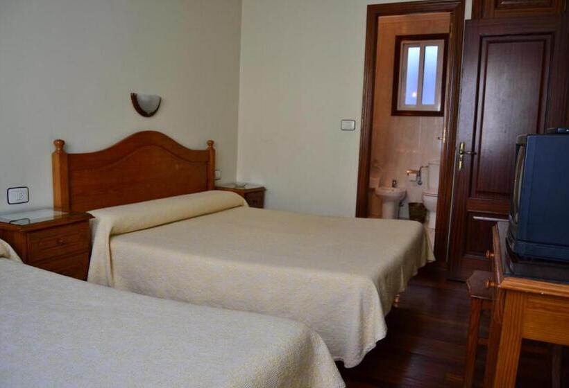 בית מלון כפרי Pensión Residencia Buenos Aires