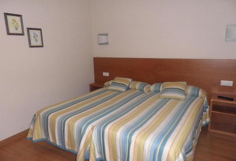 בית מלון כפרי Pension Restaurante La Bombilla