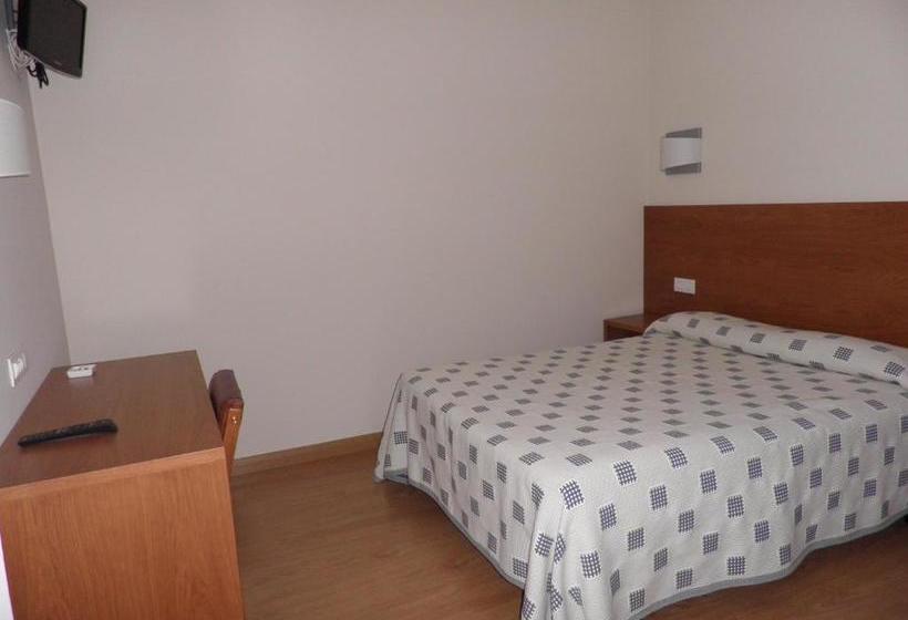 בית מלון כפרי Pension Restaurante La Bombilla