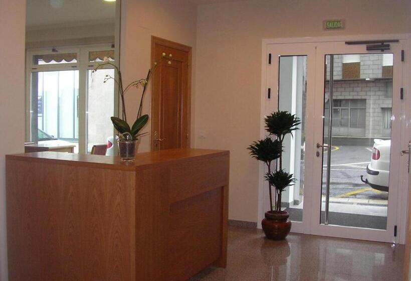 בית מלון כפרי Pension Restaurante La Bombilla