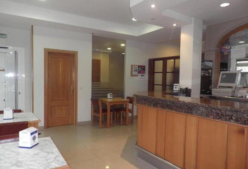 בית מלון כפרי Pension Restaurante La Bombilla