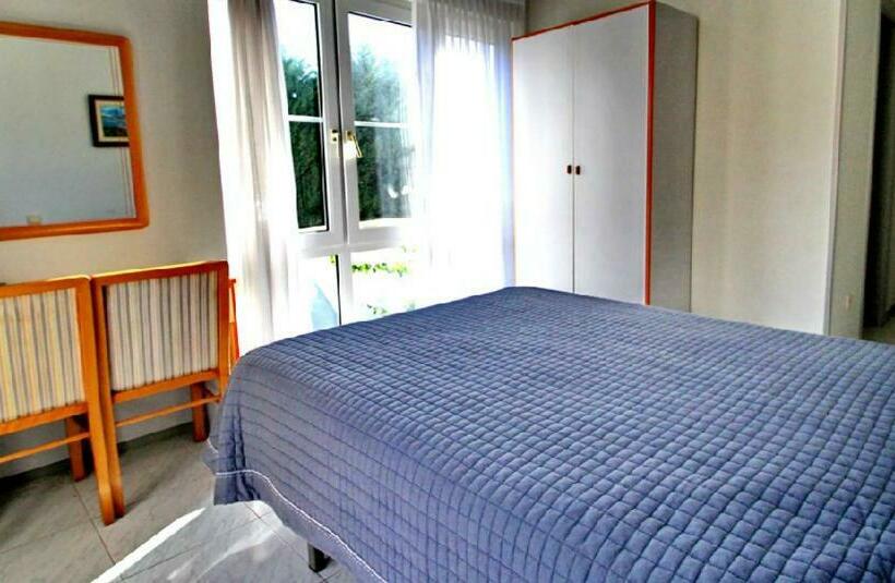 هتل Pension Rocio