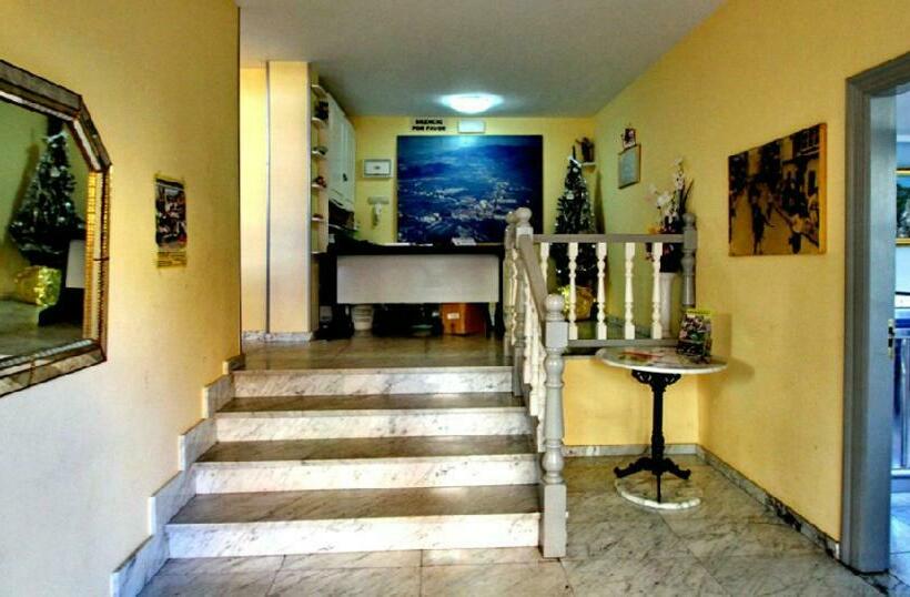 هتل Pension Rocio