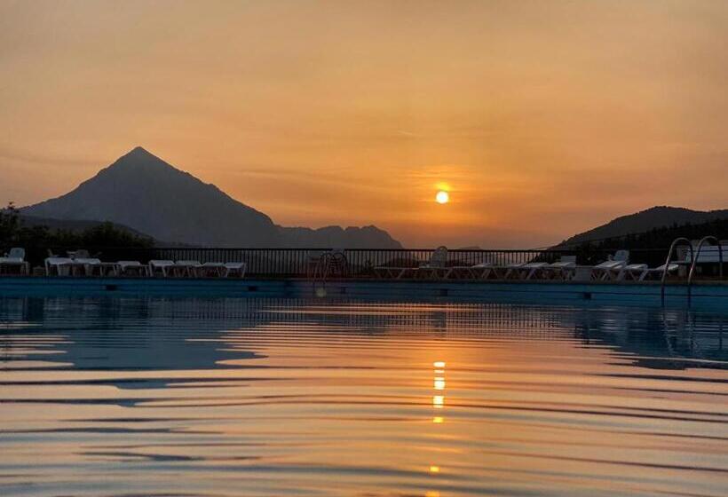 בית מלון כפרי Pension Uxarte