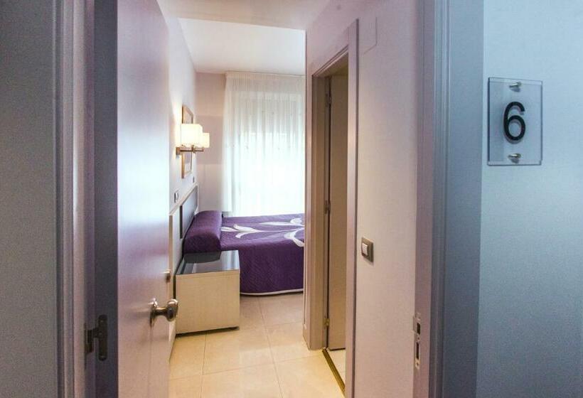 호텔 Pensión Plaza