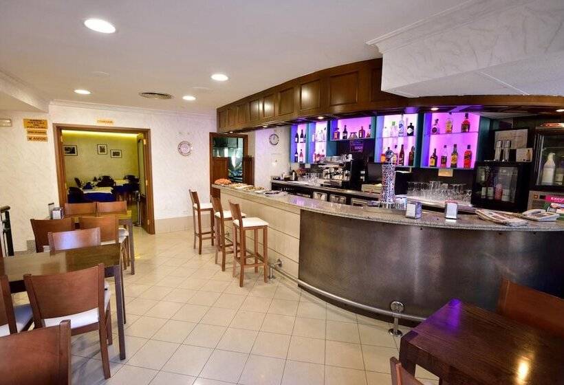 호텔 Restaurante Elisardo