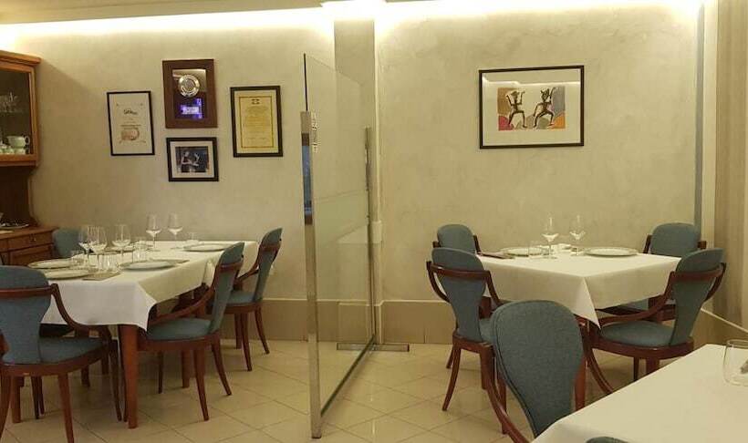 호텔 Restaurante Elisardo